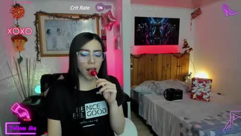 Snapshot of lauren_sweet7 chatting on 2, 2, 2025 Lauren online show from 2, 2, 2025