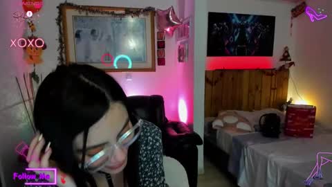 Snapshot of lauren_sweet7 chatting on 9, 3, 2025 Lauren online show from 9, 3, 2025