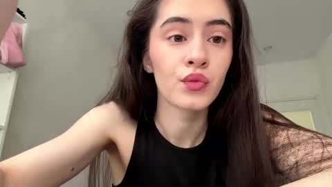 Snapshot of laurenadupuy chatting on 5, 7, 2026 laurenadupuy online show from 5, 7, 2026