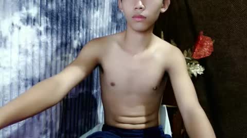 laurence_cuttieguyhere online show from 27, 5, 2026