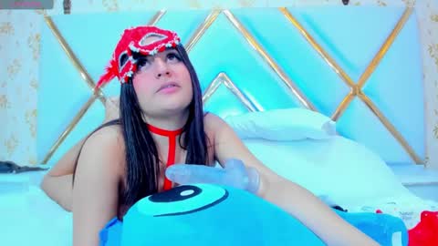 Lauren Hu online show from 5, 3, 2025