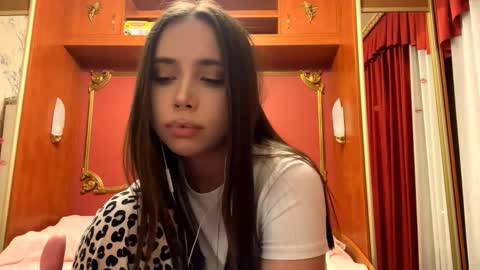 Laura online show from 12, 1, 2026