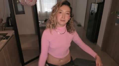 Snapshot of laurenn_111 chatting on 12, 5, 2026 laurenn_111 online show from 12, 5, 2026