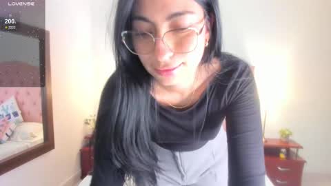 Snapshot of laurenn_smitth chatting on 12, 2, 2025 laurenn_smitth online show from 12, 2, 2025