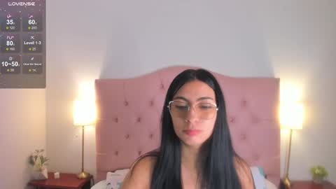 Snapshot of laurenn_smitth chatting on 17, 2, 2025 laurenn_smitth online show from 17, 2, 2025