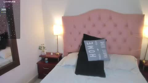 Snapshot of laurenn_smitth chatting on 28, 2, 2025 laurenn_smitth online show from 28, 2, 2025