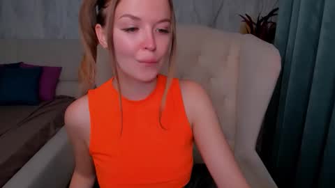 Snapshot of laurennhill chatting on 29, 9, 2025 laurennhill online show from 29, 9, 2025