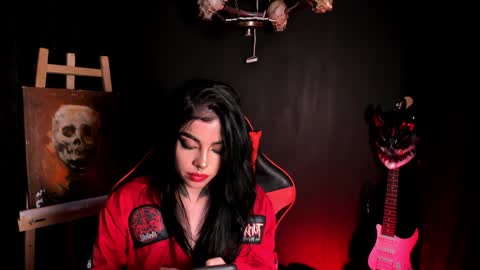 Snapshot of laurenrousexx chatting on 17, 1, 2025 LAUREN INDEPENDENT MODEL HELP ME REACH 100 LIKES PLS online show from 17, 1, 2025