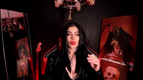 Snapshot of laurenrousexx chatting on 1, 3, 2025 LAUREN INDEPENDENT MODEL HELP ME REACH 100 LIKES PLS online show from 1, 3, 2025