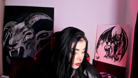 Snapshot of laurenrousexx chatting on 2, 10, 2025 LAUREN INDEPENDENT MODEL HELP ME REACH 100 LIKES PLS online show from 2, 10, 2025