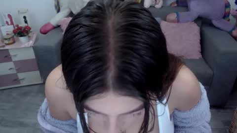 Laura online show from 18, 12, 2024