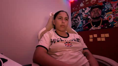 Laurent online show from 6, 11, 2025