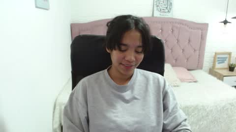 laurent online show from 19, 1, 2025