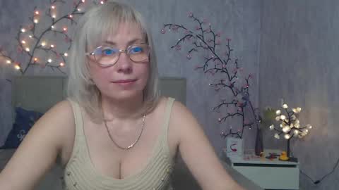 Snapshot of laurenwishy chatting on 1, 5, 2026 Lauren online show from 1, 5, 2026