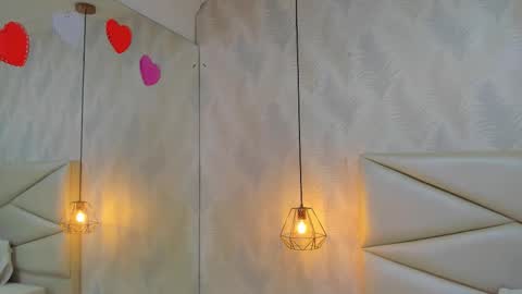 Laurent online show from 12, 11, 2025