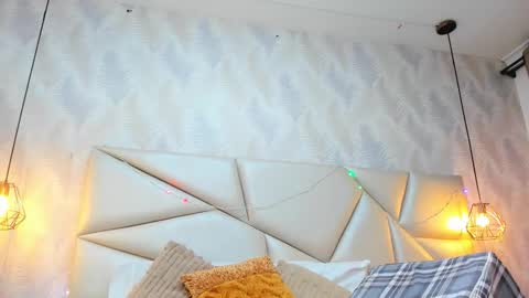 Laurent online show from 9, 2, 2026