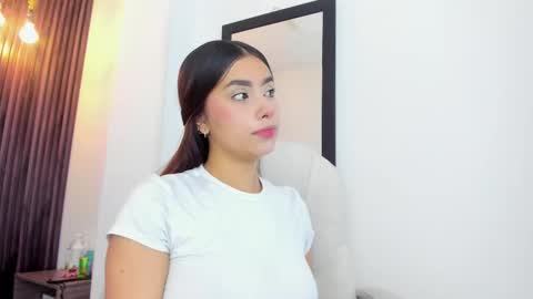 Snapshot of laurin_clauz chatting on 11, 9, 2025 Lau online show from 11, 9, 2025