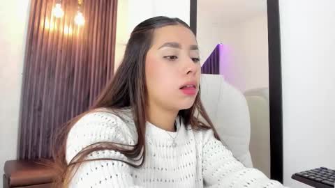 Snapshot of laurin_clauz chatting on 3, 10, 2025 Lau online show from 3, 10, 2025