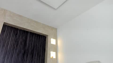 Snapshot of laurin_clauz chatting on 22, 10, 2025 Lau online show from 22, 10, 2025