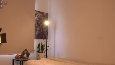 Snapshot of laurita_4 chatting on 10, 2, 2025 laurita_4 online show from 10, 2, 2025