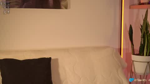laurita_4 online show from 23, 6, 2026