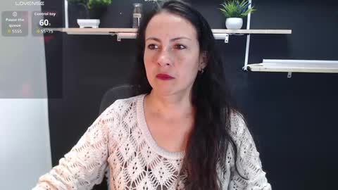 Laury  online show from 13, 5, 2026