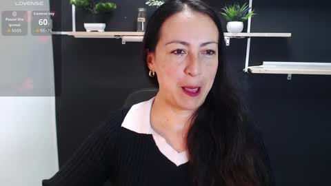 Laury  online show from 14, 5, 2026