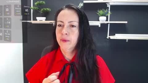 Laury  online show from 15, 5, 2026