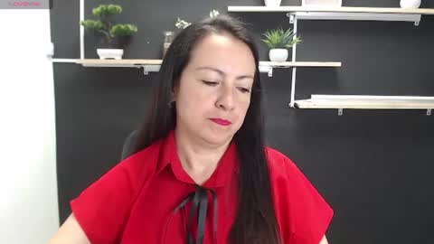 Snapshot of lauryn_jones chatting on 17, 6, 2026 Laury online show from 17, 6, 2026