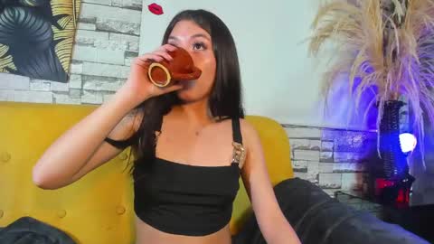 Laury and Narem online show from 15, 4, 2026