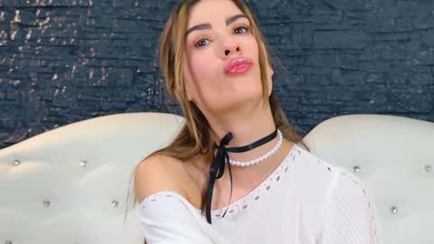 Snapshot of lauryncopper chatting on 9, 1, 2025 Lauryn online show from 9, 1, 2025
