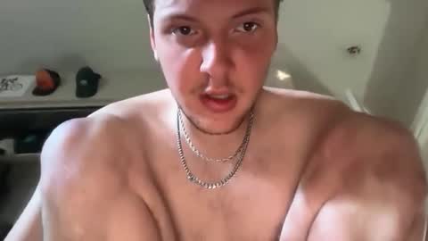 Snapshot of lausfavorite chatting on 24, 10, 2025 lausfavorite online show from 24, 10, 2025