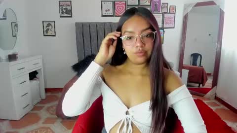 Snapshot of lauu7 chatting on 15, 7, 2026 lauu7 online show from 15, 7, 2026