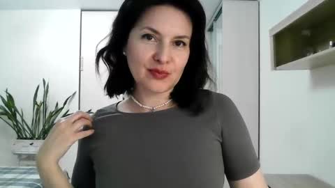 Snapshot of lavender_victoria chatting on 14, 9, 2025 Diana  online show from 14, 9, 2025