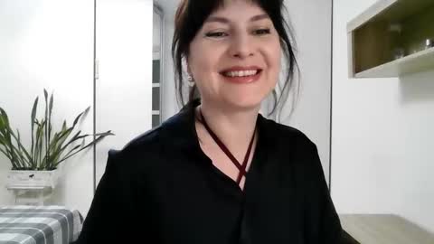 Snapshot of lavender_victoria chatting on 18, 9, 2025 Diana  online show from 18, 9, 2025