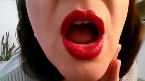 Diana  online show from 9, 2, 2026