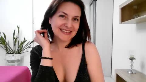 Diana  online show from 2, 5, 2026