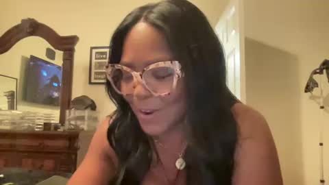 Snapshot of lavishly69 chatting on 26, 9, 2025 Brownsugar69 online show from 26, 9, 2025