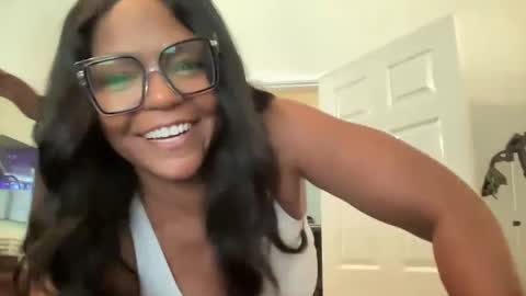 Snapshot of lavishly69 chatting on 26, 9, 2025 Brownsugar69 online show from 26, 9, 2025