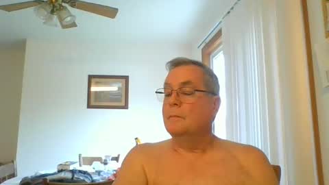 Snapshot of lawnboy62 chatting on 9, 12, 2024 lawnboy62 online show from 9, 12, 2024