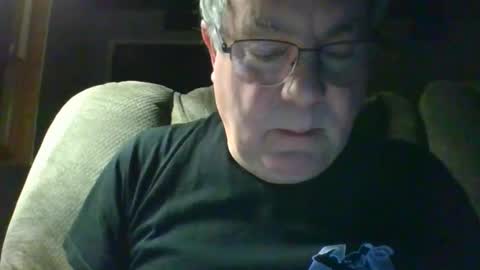 Snapshot of lawnboy62 chatting on 21, 12, 2025 lawnboy62 online show from 21, 12, 2025