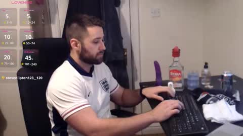 Snapshot of lawyerstud chatting on 7, 10, 2025 lawyerstud online show from 7, 10, 2025