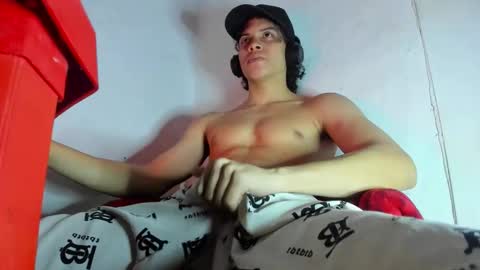 ZAmbrano online show from 21, 11, 2025