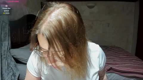 Snapshot of lay_lah chatting on 1, 2, 2026 laylaah online show from 1, 2, 2026