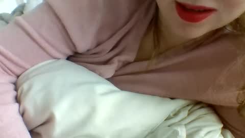 Snapshot of layannalea chatting on 10, 1, 2025 layannalea online show from 10, 1, 2025