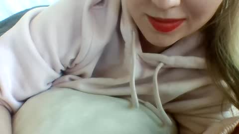 Snapshot of layannalea chatting on 15, 1, 2025 layannalea online show from 15, 1, 2025