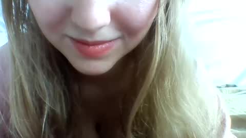 Snapshot of layannalea chatting on 21, 2, 2025 layannalea online show from 21, 2, 2025