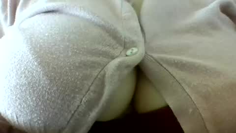 Snapshot of layannalea chatting on 26, 4, 2026 layannalea online show from 26, 4, 2026