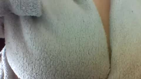 Snapshot of layannalea chatting on 27, 4, 2026 layannalea online show from 27, 4, 2026