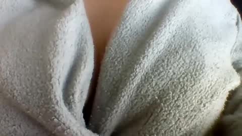 Snapshot of layannalea chatting on 30, 4, 2026 layannalea online show from 30, 4, 2026